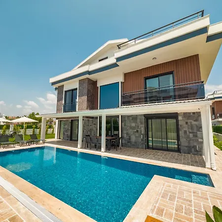 Apartment Villamaks *
